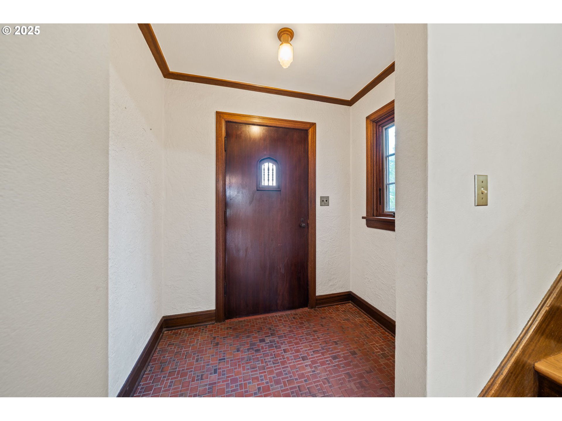 1230 Southeast Barnes Road Gresham, OR 97080 - Photo 8 of 31 a view of empty room