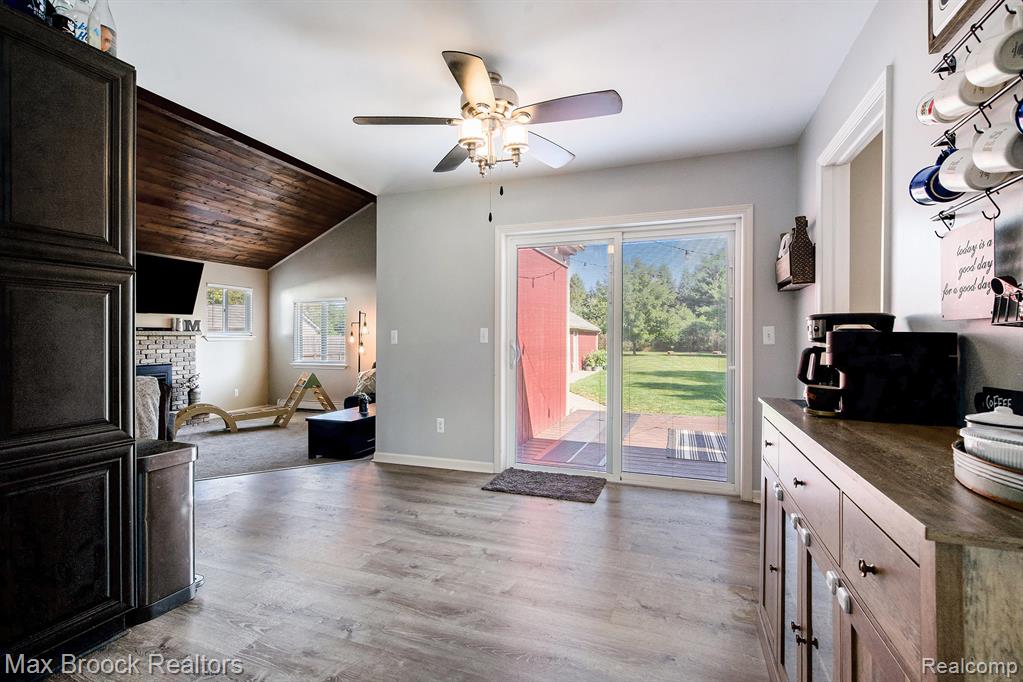 46870 Bemis Road Belleville, MI 48111 - Photo 9 of 16