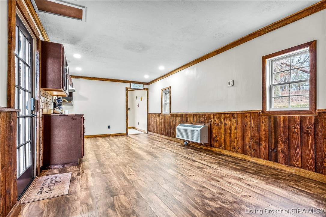 4665 South Mt Zion Church Road Pekin, IN 47165 - Photo 2 of 32