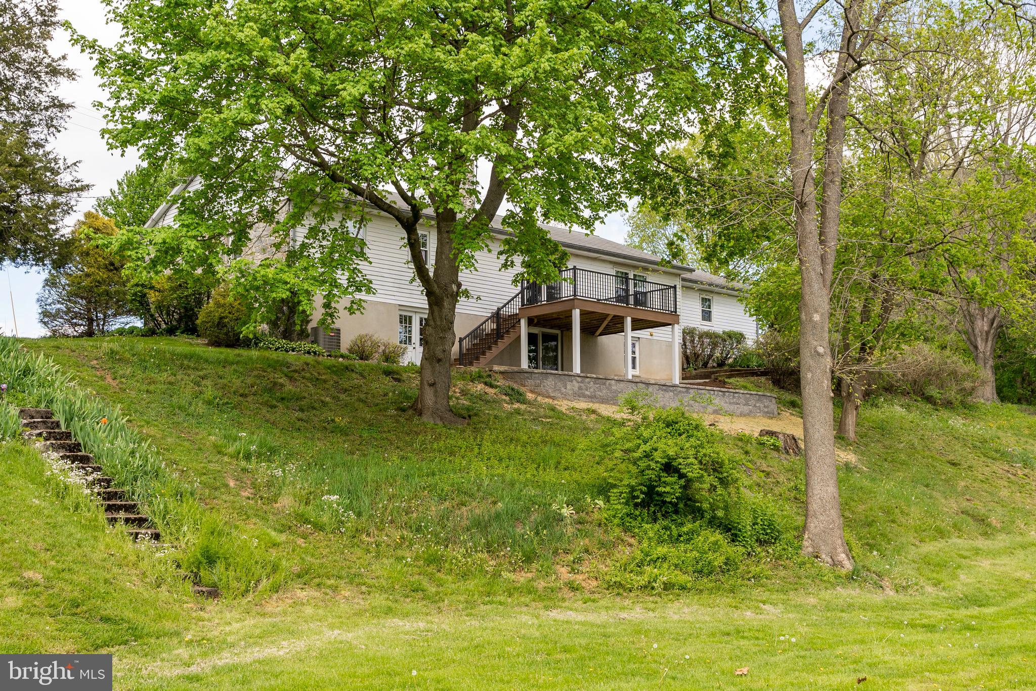 262 Turtle Hill Road Ephrata, PA 17522 - Photo 9 of 90 Gallery Image 9