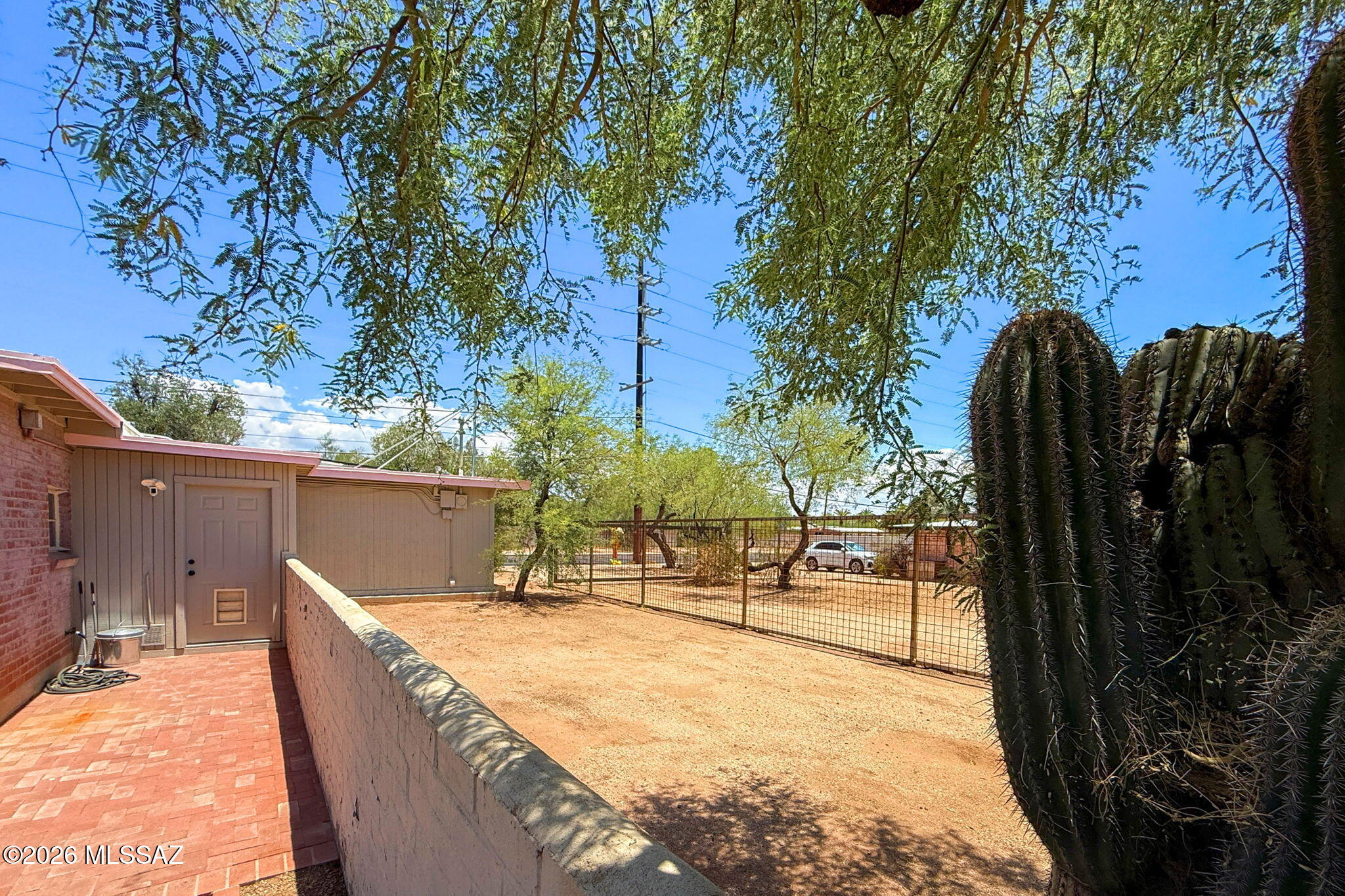 510 South Country Club Road Tucson, AZ 85716 - Photo 29 of 33 Side Yard