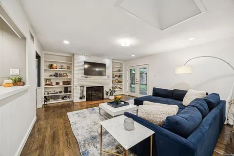 $689,999 | 10017 Medlock Drive, Dallas, TX 75218