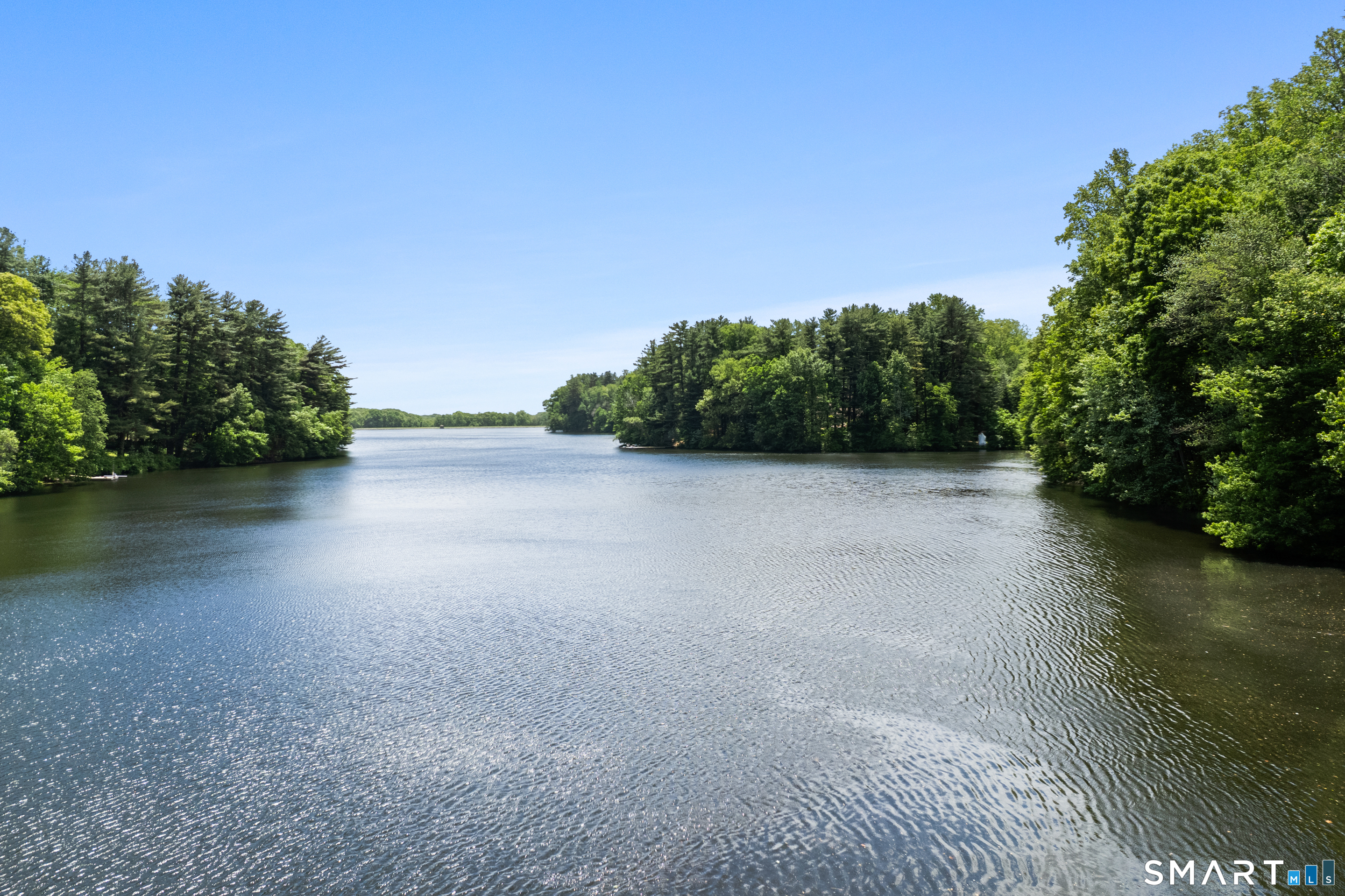 190 Beaver Dam Access Road Stratford, CT 06614 - Photo 6 of 38