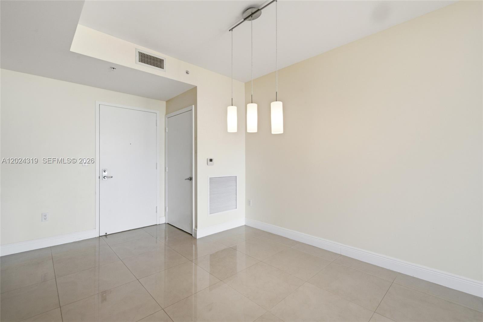 90 Southwest 3rd Street, Unit 1409 Miami, FL 33130 - Photo 20 of 36