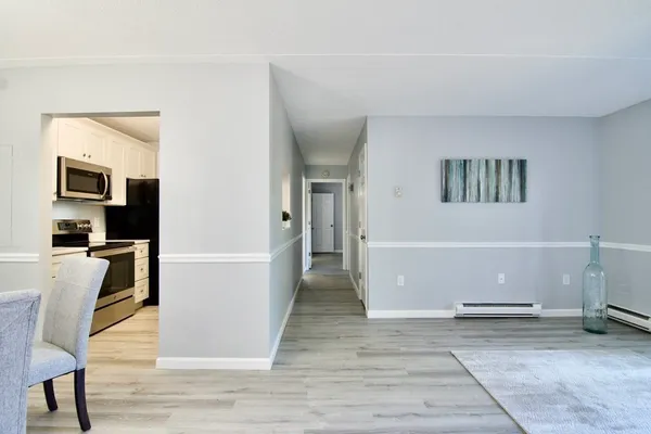 $1,950 | 22 Maple Crest Circle, Unit E, Holyoke, MA 01040