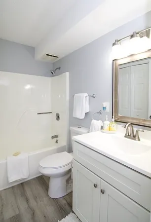 $1,950 | 22 Maple Crest Circle, Unit E, Holyoke, MA 01040