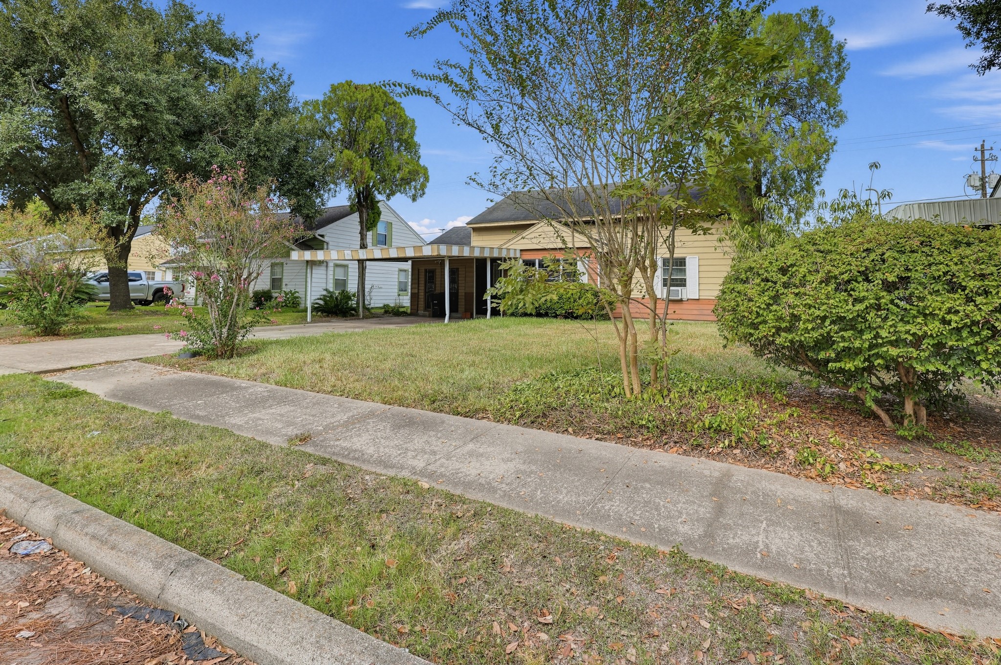 3815 Zephyr Street Houston, TX 77021 - Photo 3 of 32 Gallery Image 3