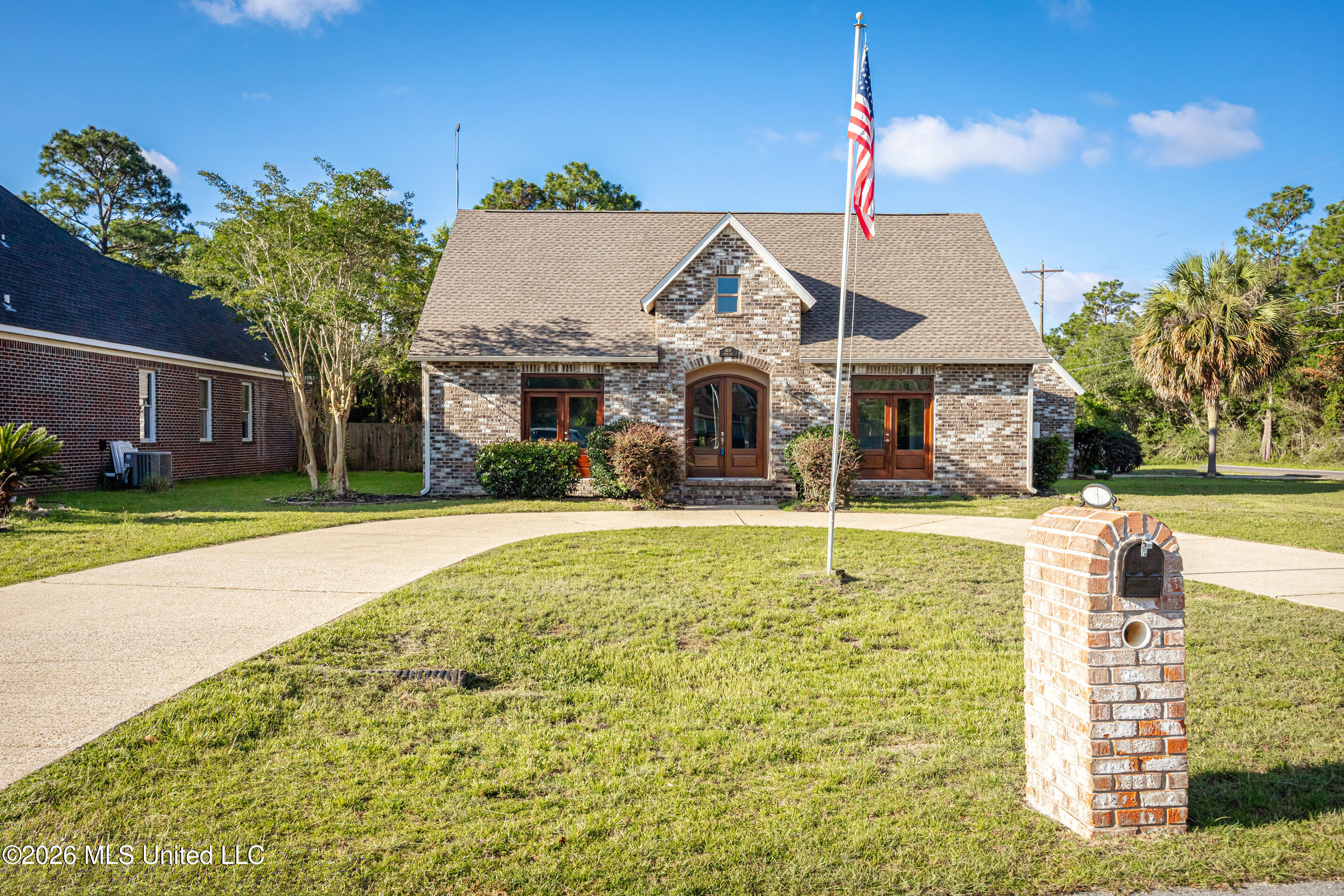 5601 Woody End Road Ocean Springs, MS 39564 - Photo 6 of 86 IMG_2534