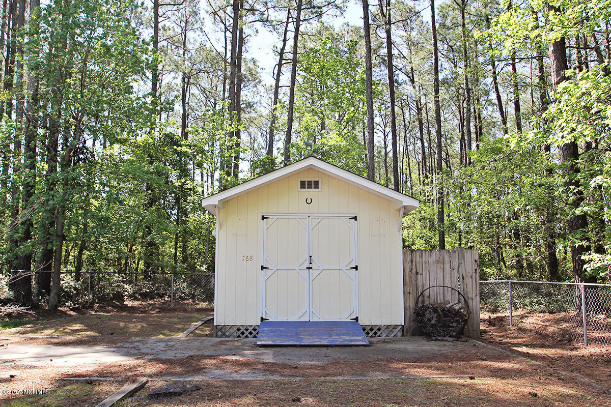 768 Straits Road Gloucester, NC 28528 - Photo 28 of 32 Barn