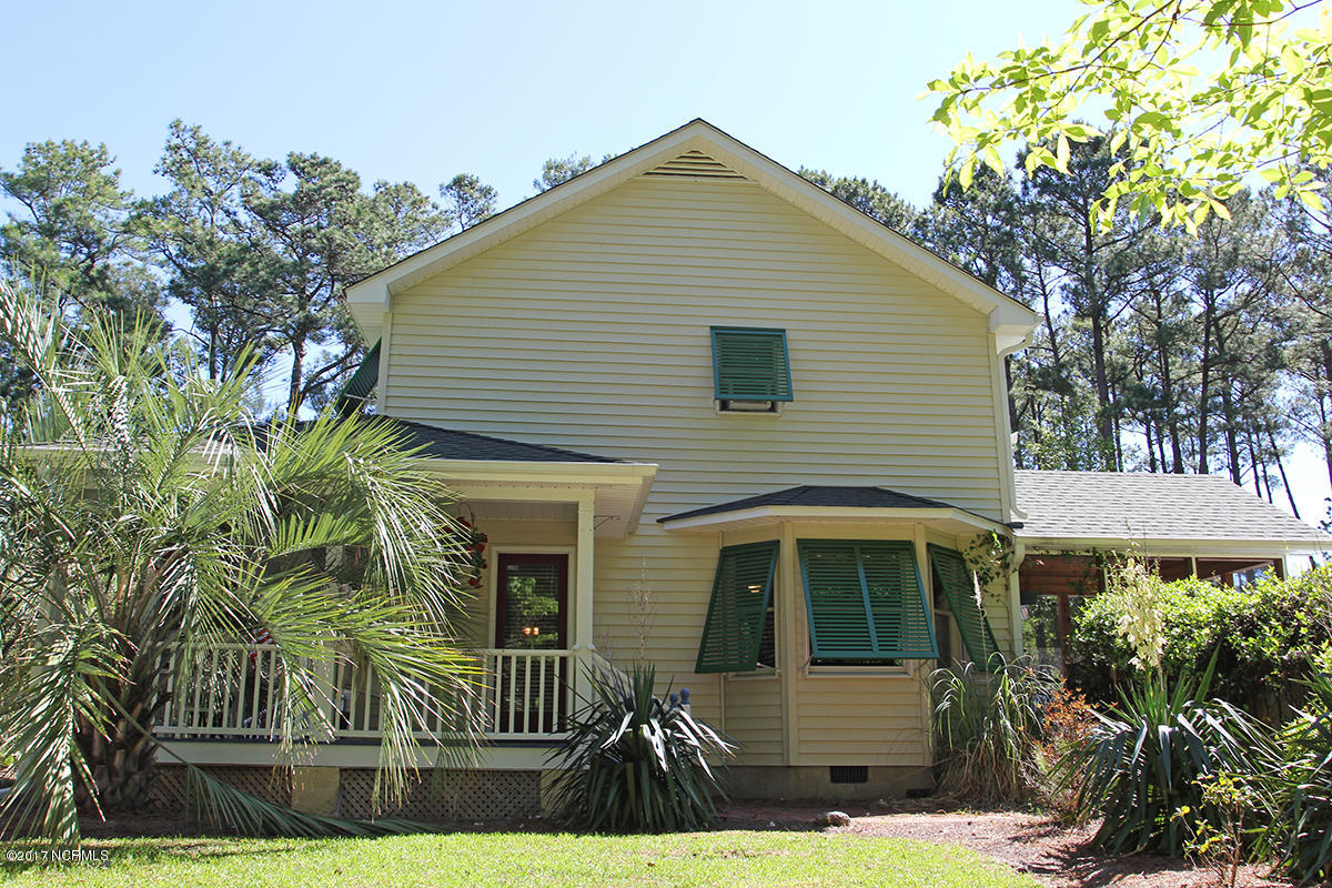 768 Straits Road Gloucester, NC 28528 - Photo 31 of 32 Side