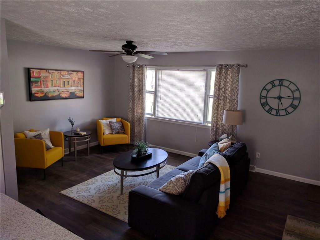2919 Mercer Road New Castle, PA 16105 - Photo 2 of 15 Gallery Image 2