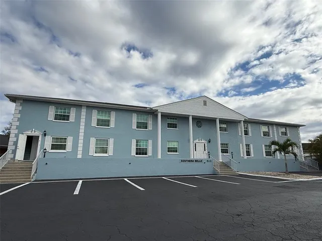 $1,300 | 513 East Marion Avenue, Unit 2, Punta Gorda, FL 33950