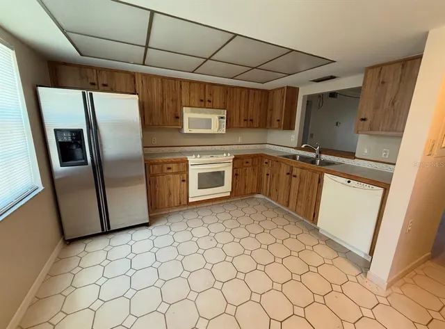 $1,300 | 513 East Marion Avenue, Unit 2, Punta Gorda, FL 33950