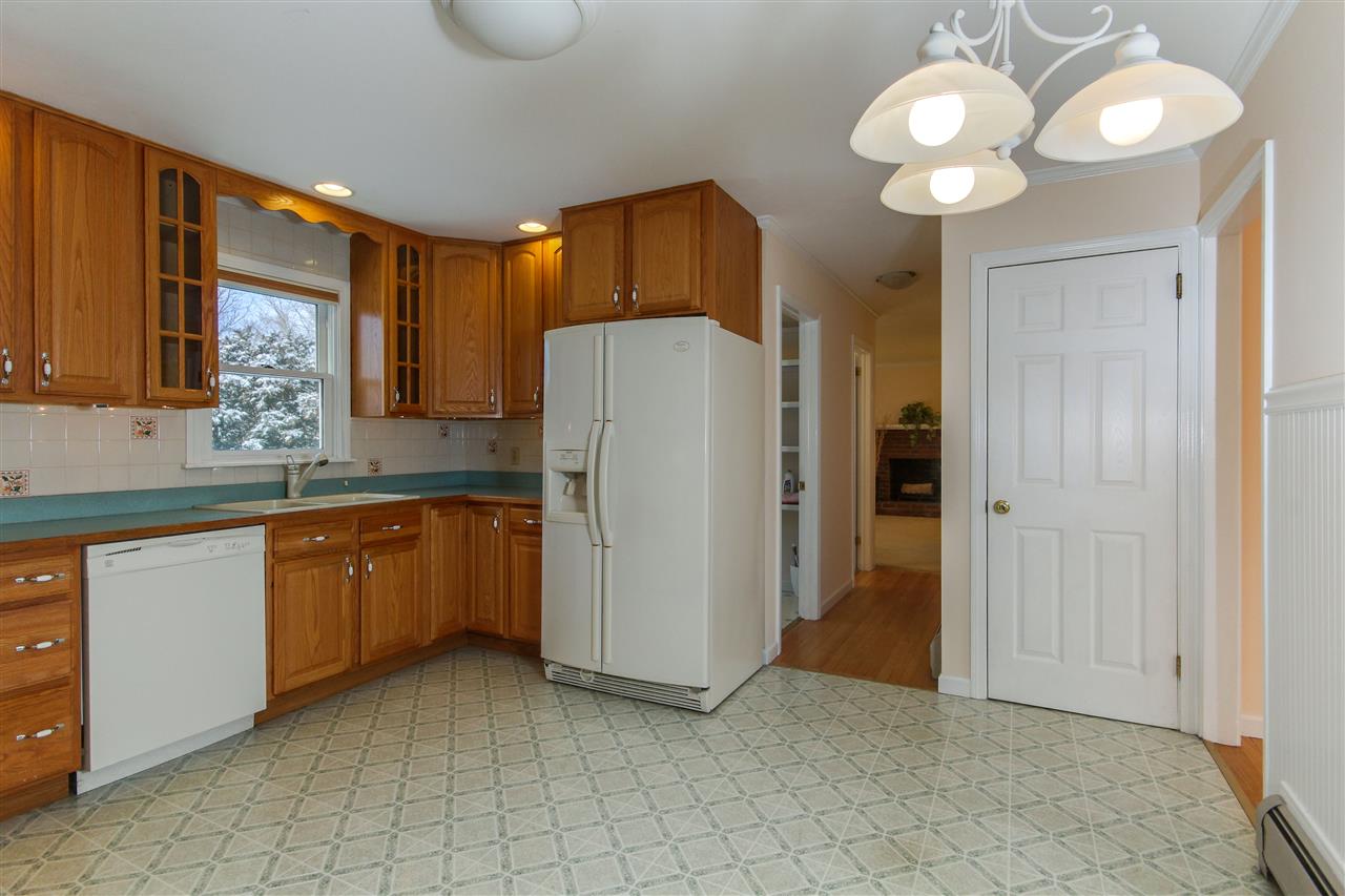 4722 St George Road Williston, VT 05495 - Photo 10 of 40