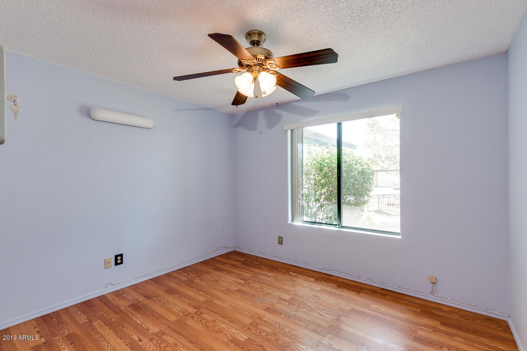 2818 West Wagoner Road Phoenix, AZ 85053 - Photo 8 of 23 Bedroom2