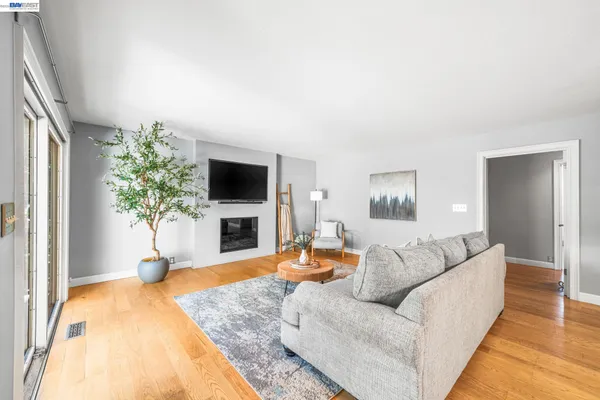 $2,199,000 | 4262 Tamur Court, Pleasanton, CA 94566