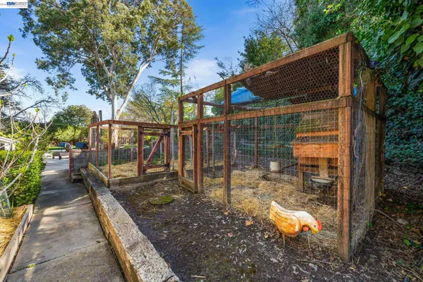 $2,199,000 | 4262 Tamur Court, Pleasanton, CA 94566