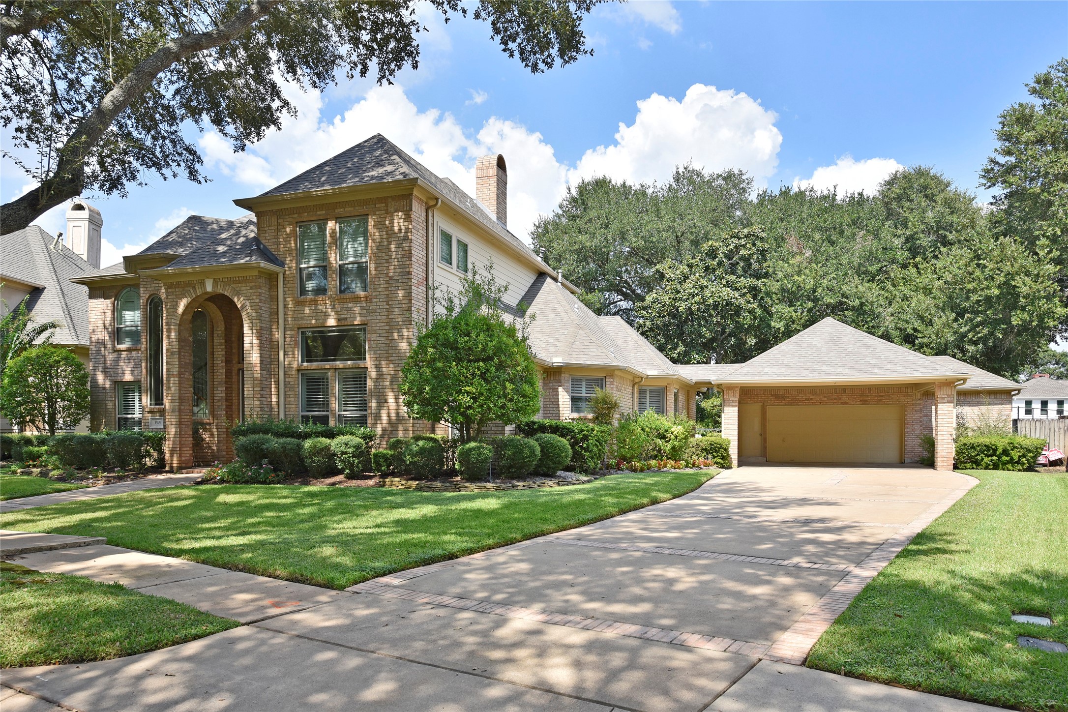 3315 Meadowside Drive Sugar Land, TX 77478 - Photo 2 of 48 a front view of a house with a yard