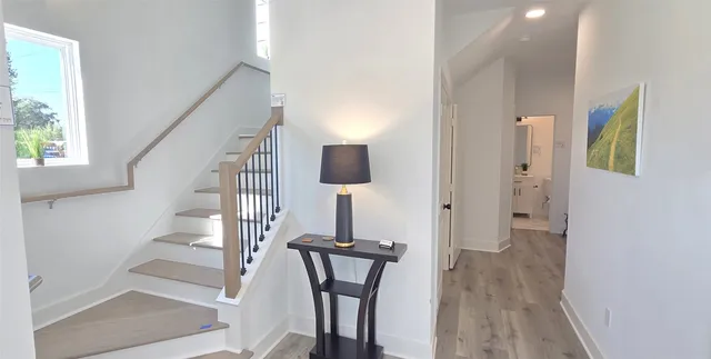 $2,595 | 4922 Hoover Street, Unit E, Houston, TX 77092