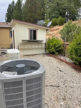 a view of a tennis court