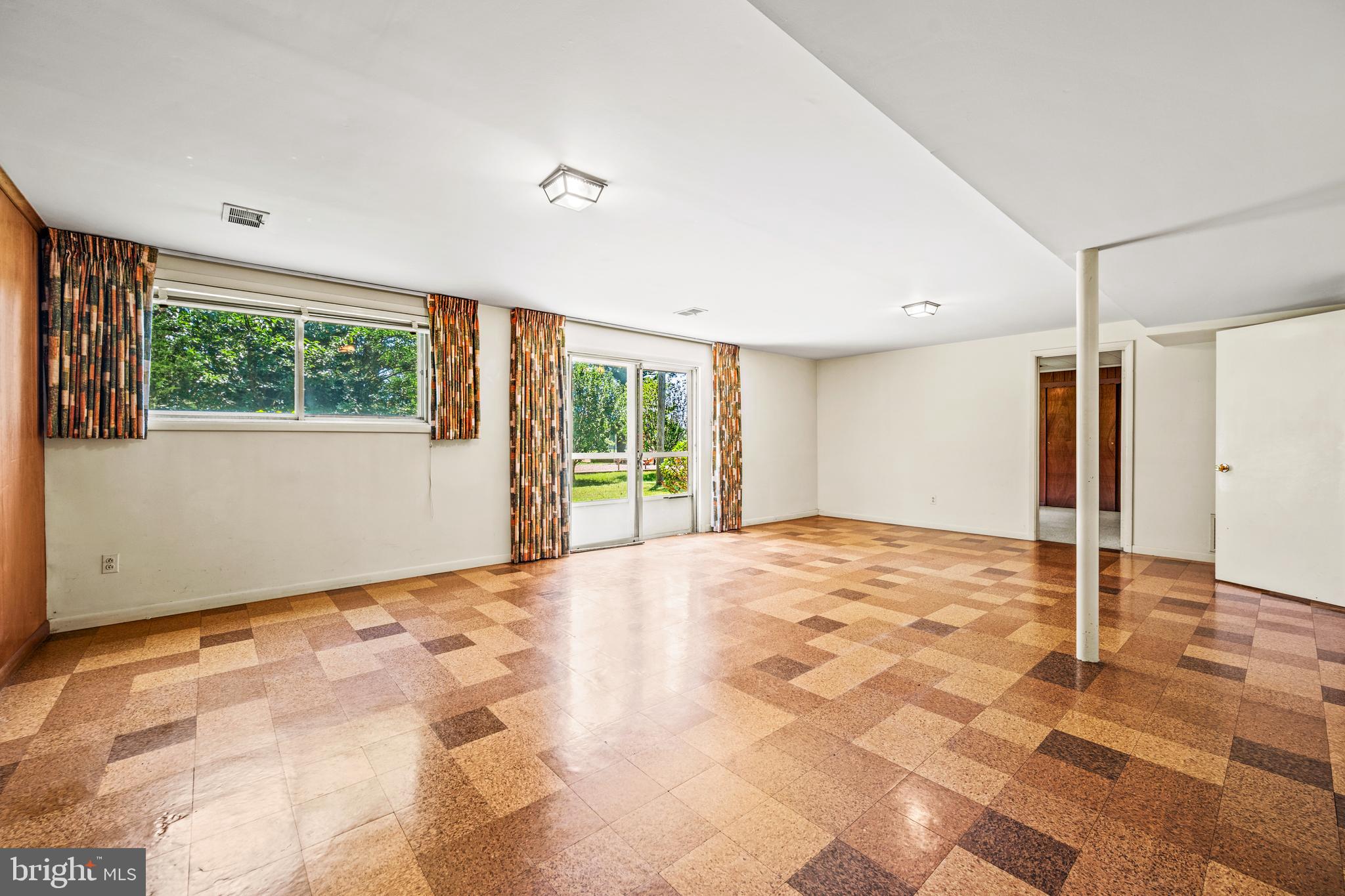 11105 Slye Court Silver Spring, MD 20902 - Photo 26 of 42 LL Rec Room