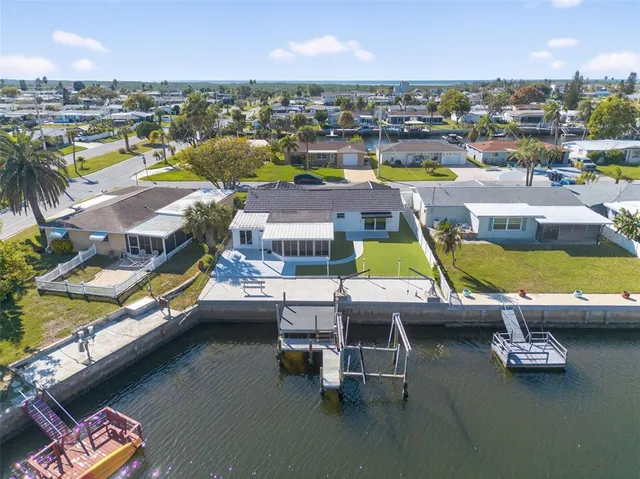 $2,600 | 12734 2nd Isle, Hudson, FL 34667