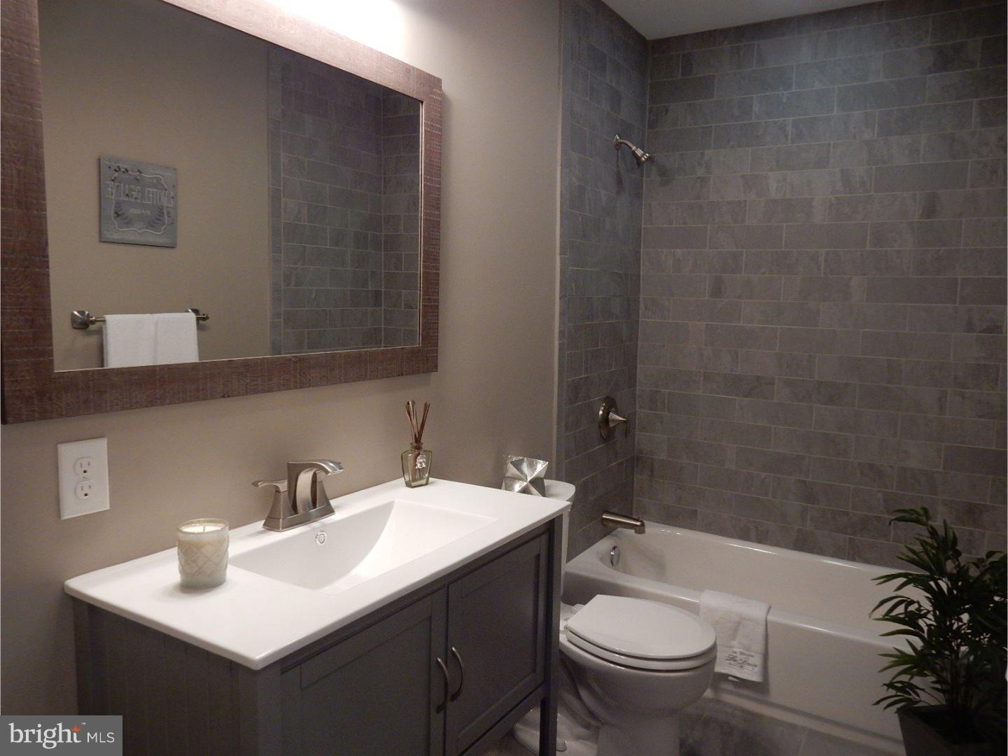 53 Spring Hill Drive Laurel Springs, NJ 08021 - Photo 17 of 22 Bathroom