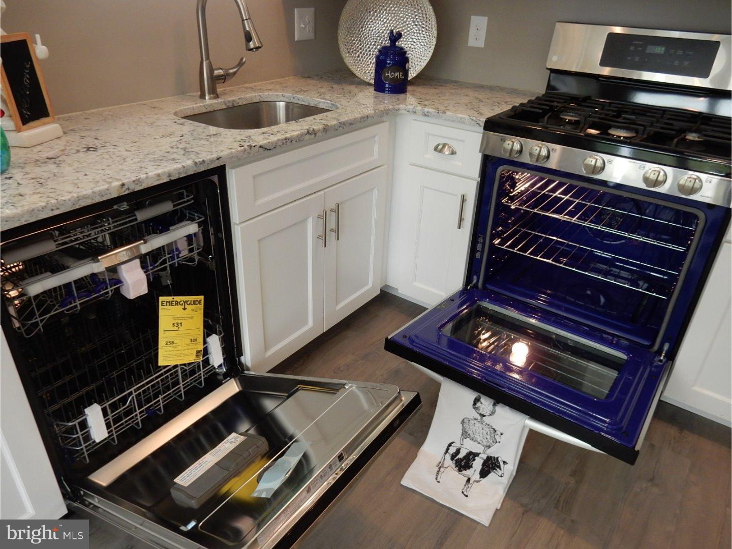 53 Spring Hill Drive Laurel Springs, NJ 08021 - Photo 10 of 22 Kitchen