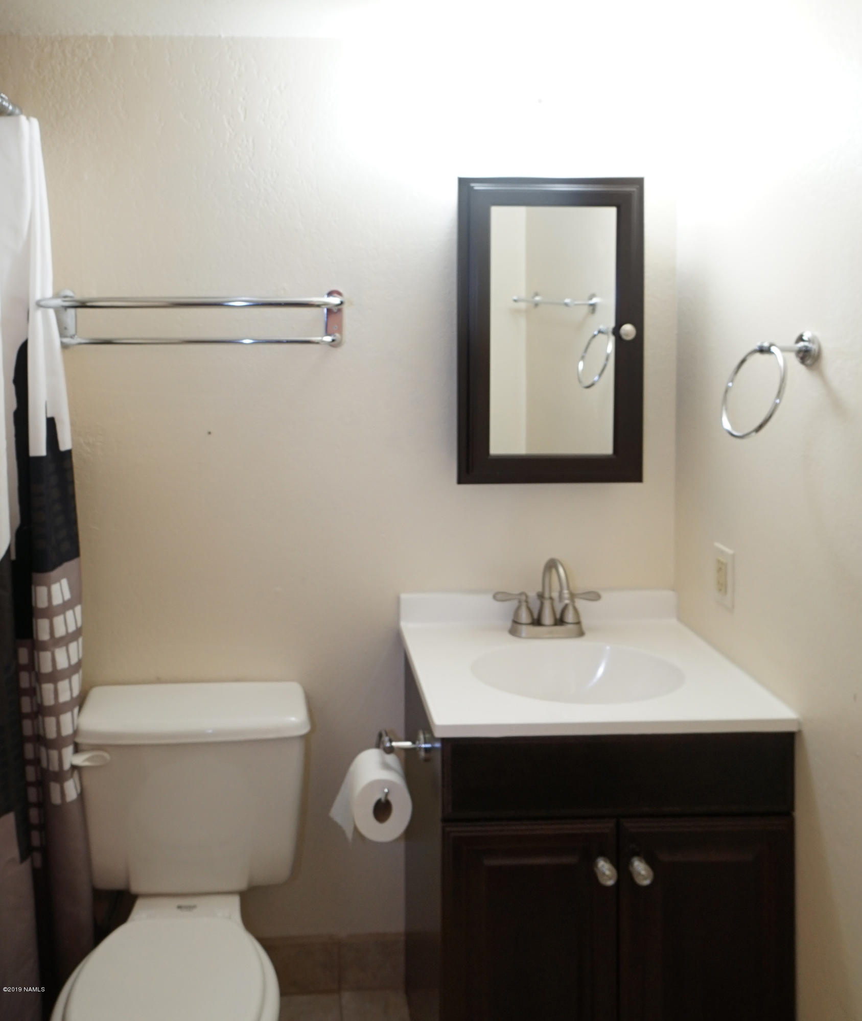 1200 South Riordan Ranch Street, Unit 16125 Flagstaff, AZ 86001 - Photo 9 of 12 Bathroom