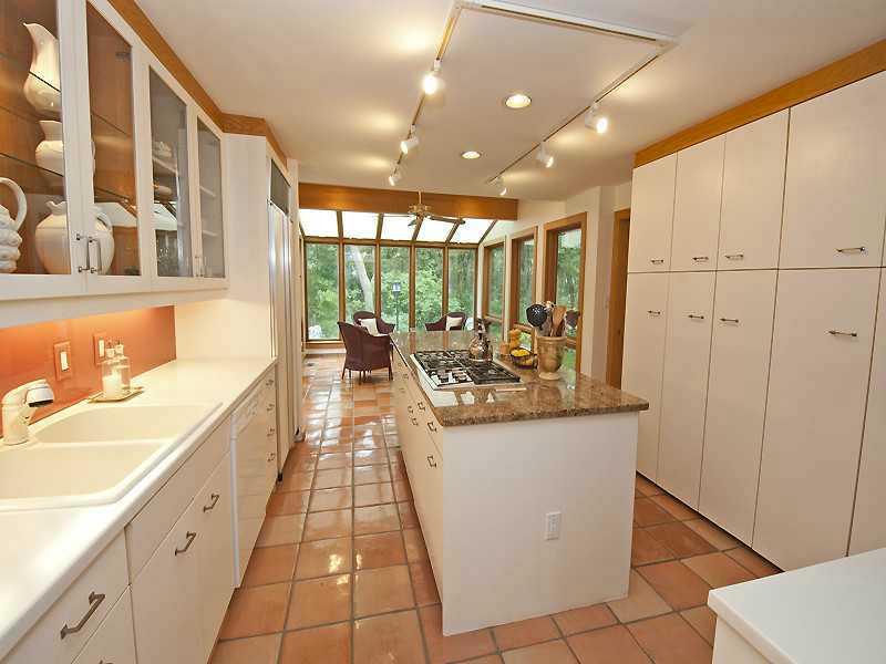 223 Timber Ridge Road Pittsburgh, PA 15238 - Photo 3 of 25 Kitchen.