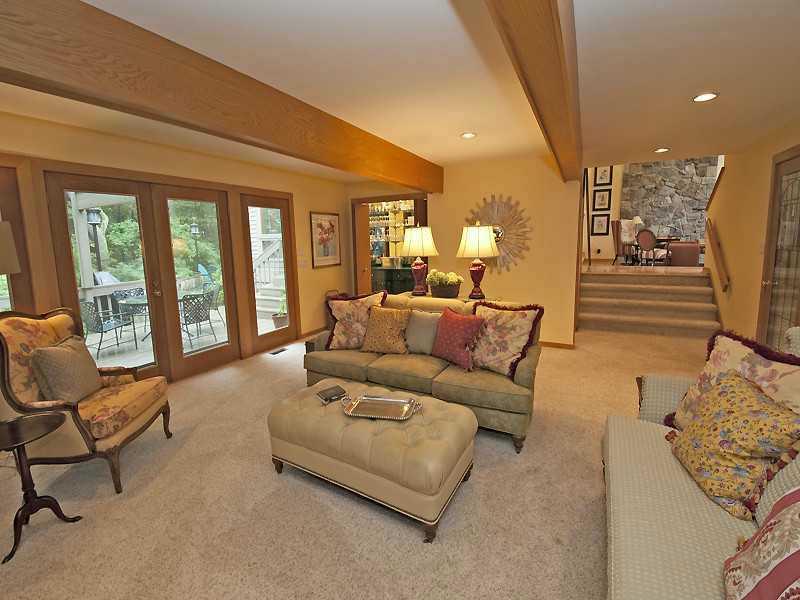 223 Timber Ridge Road Pittsburgh, PA 15238 - Photo 7 of 25 Family Room.