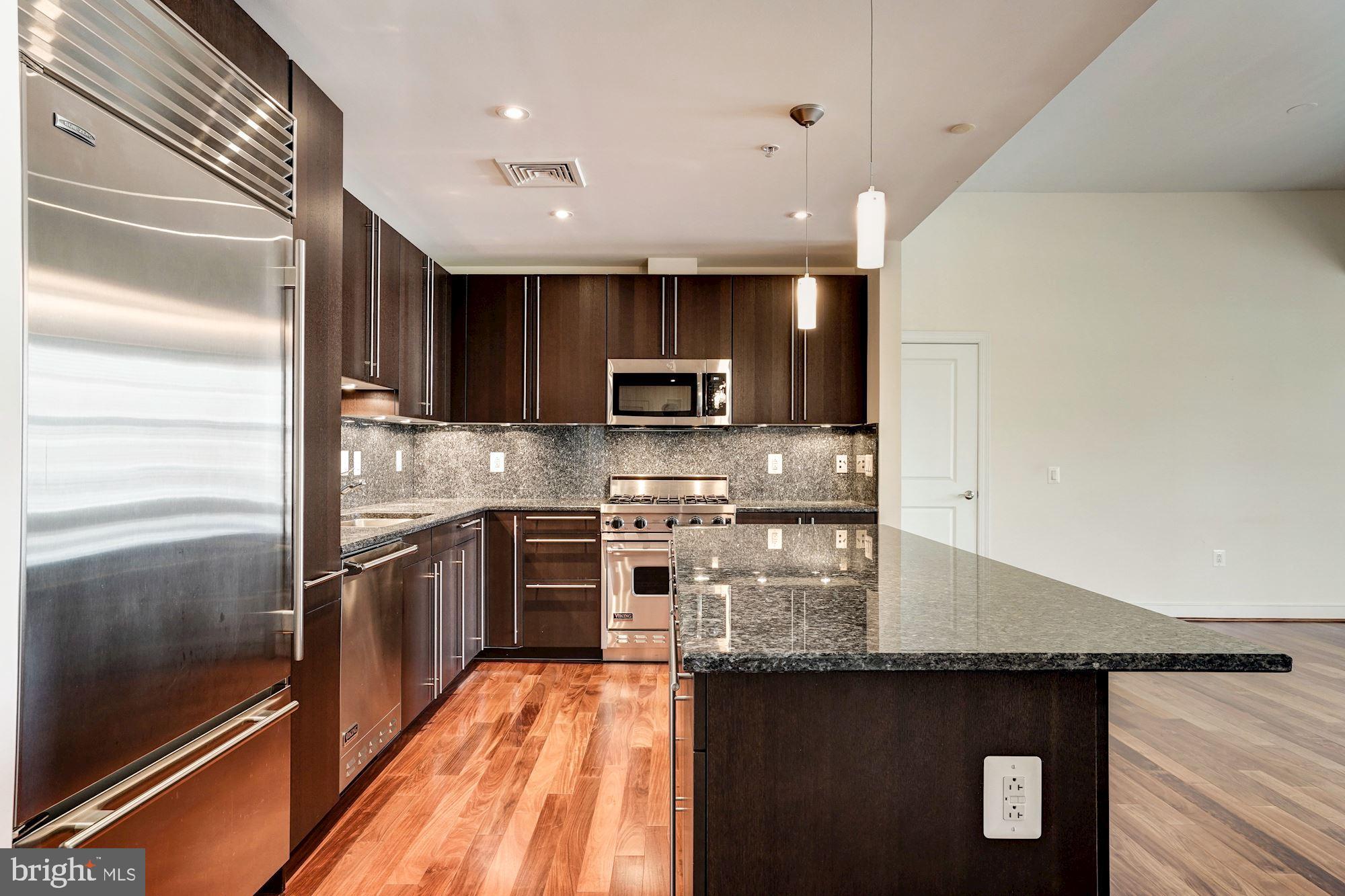 2425 L Street Northwest, Unit 736 Washington, DC 20037 - Photo 6 of 32