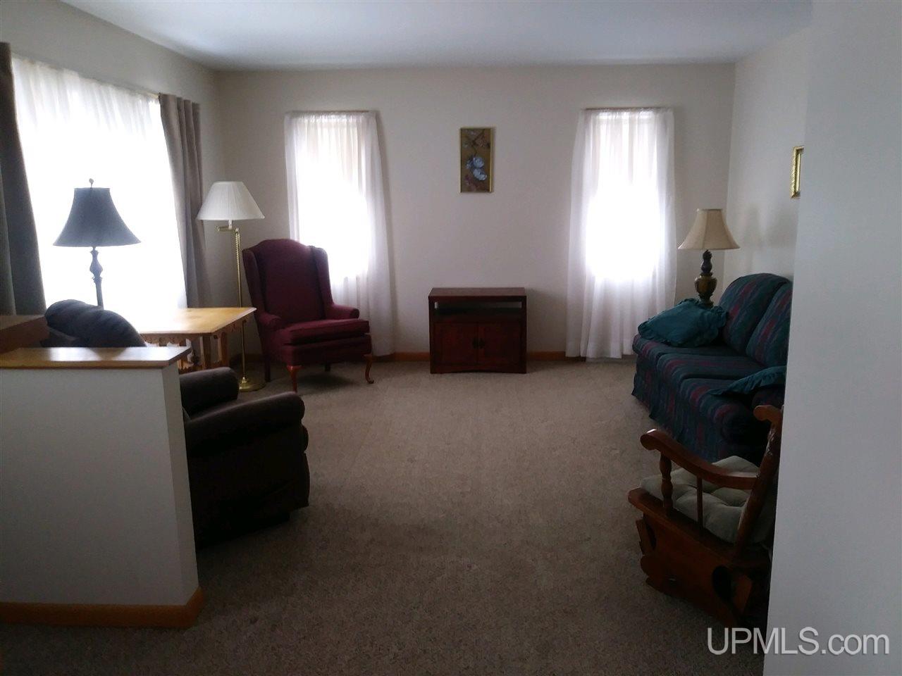 25636 Temple Street Calumet, MI 49913 - Photo 5 of 13
