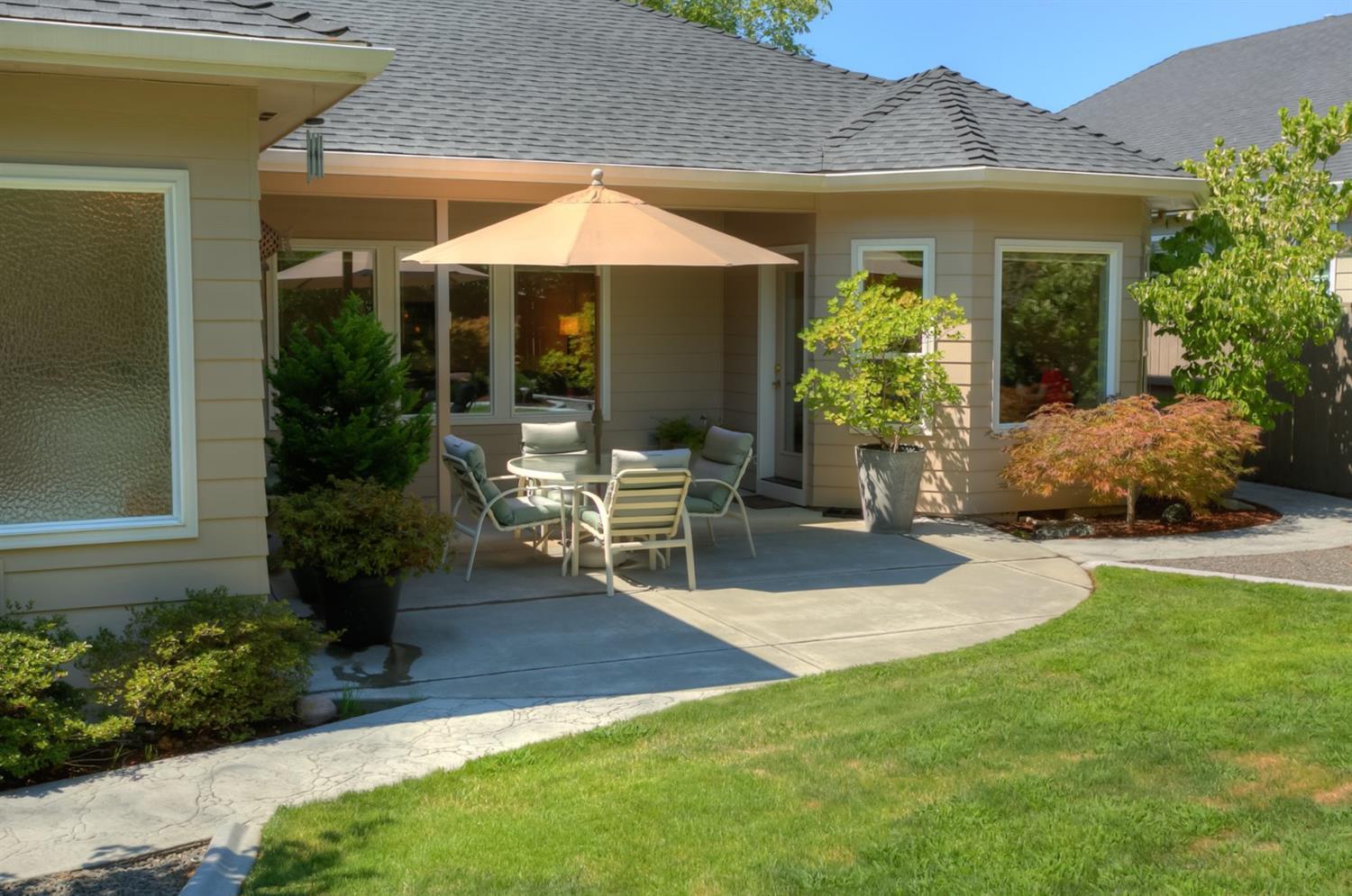 672 Ridgeway Avenue Central Point, OR 97502 - Photo 29 of 35 Additional Photo