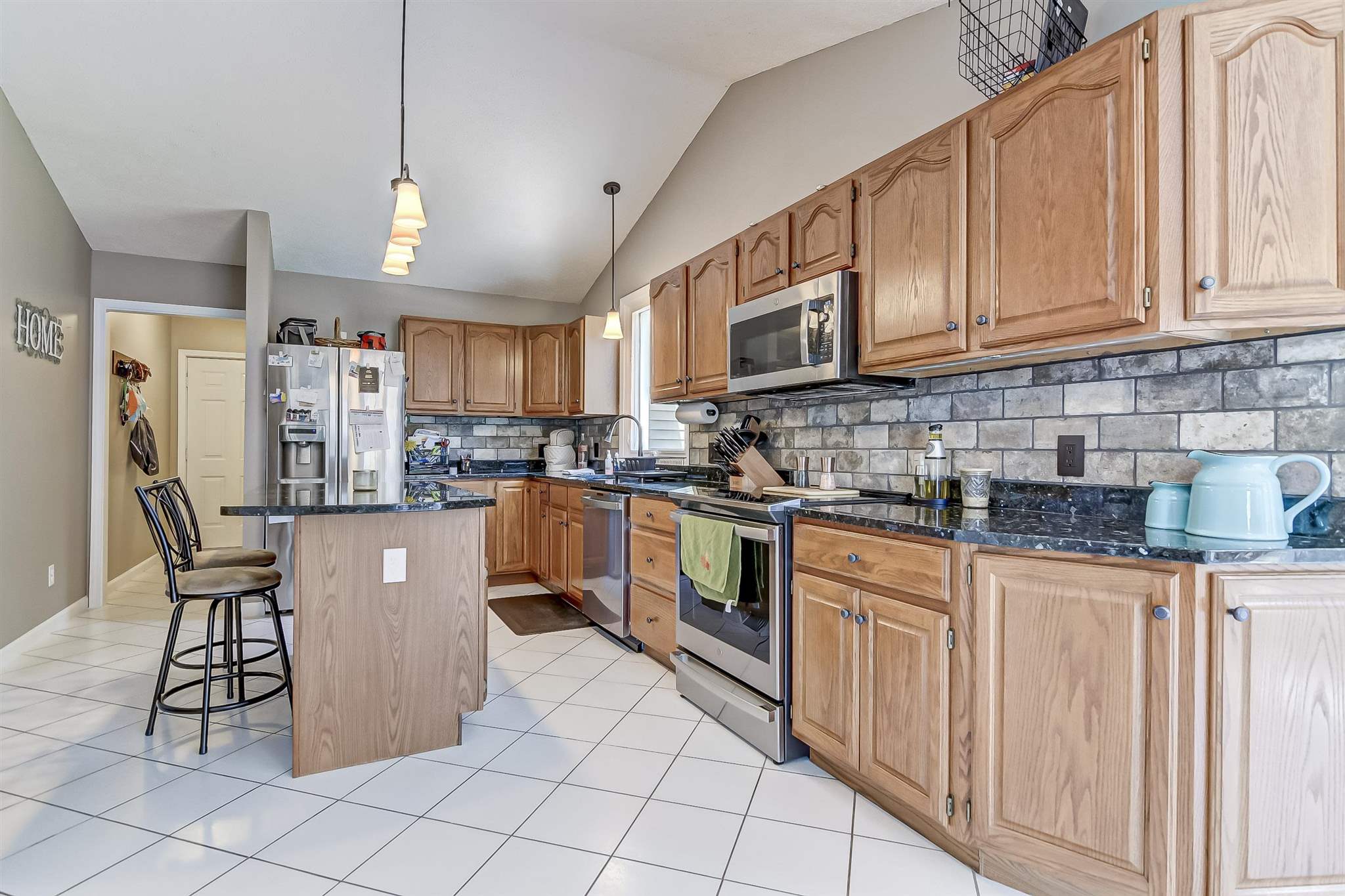 6380 Country Trail Rochester, IL 62563 - Photo 15 of 50