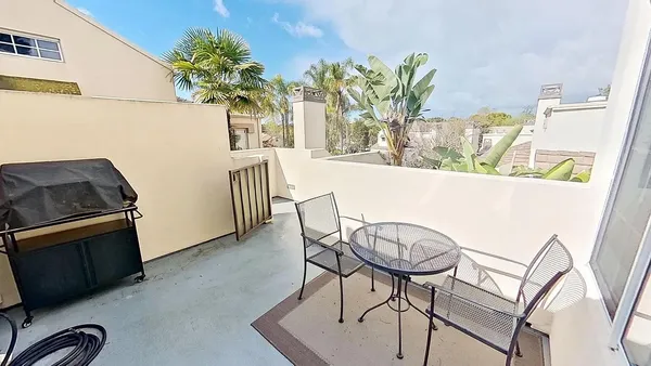 $5,200 | 3761 Greggory Way, Unit 3, Santa Barbara, CA 93105