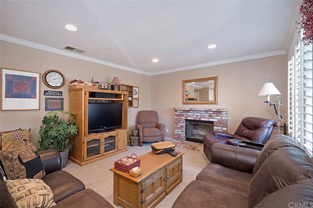30247 Silver Ridge Court Temecula, CA 92591 - Photo 14 of 35