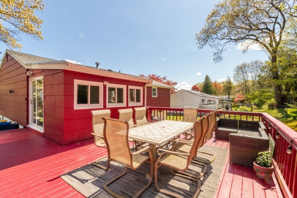 89 Fernandez Circle Randolph, MA 02368 - Photo 9 of 26
