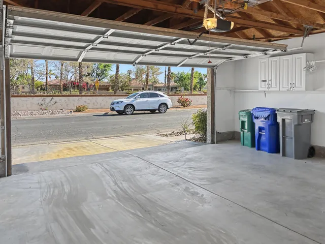 $2,500 | 76915 Turendot Street, Palm Desert, CA 92211