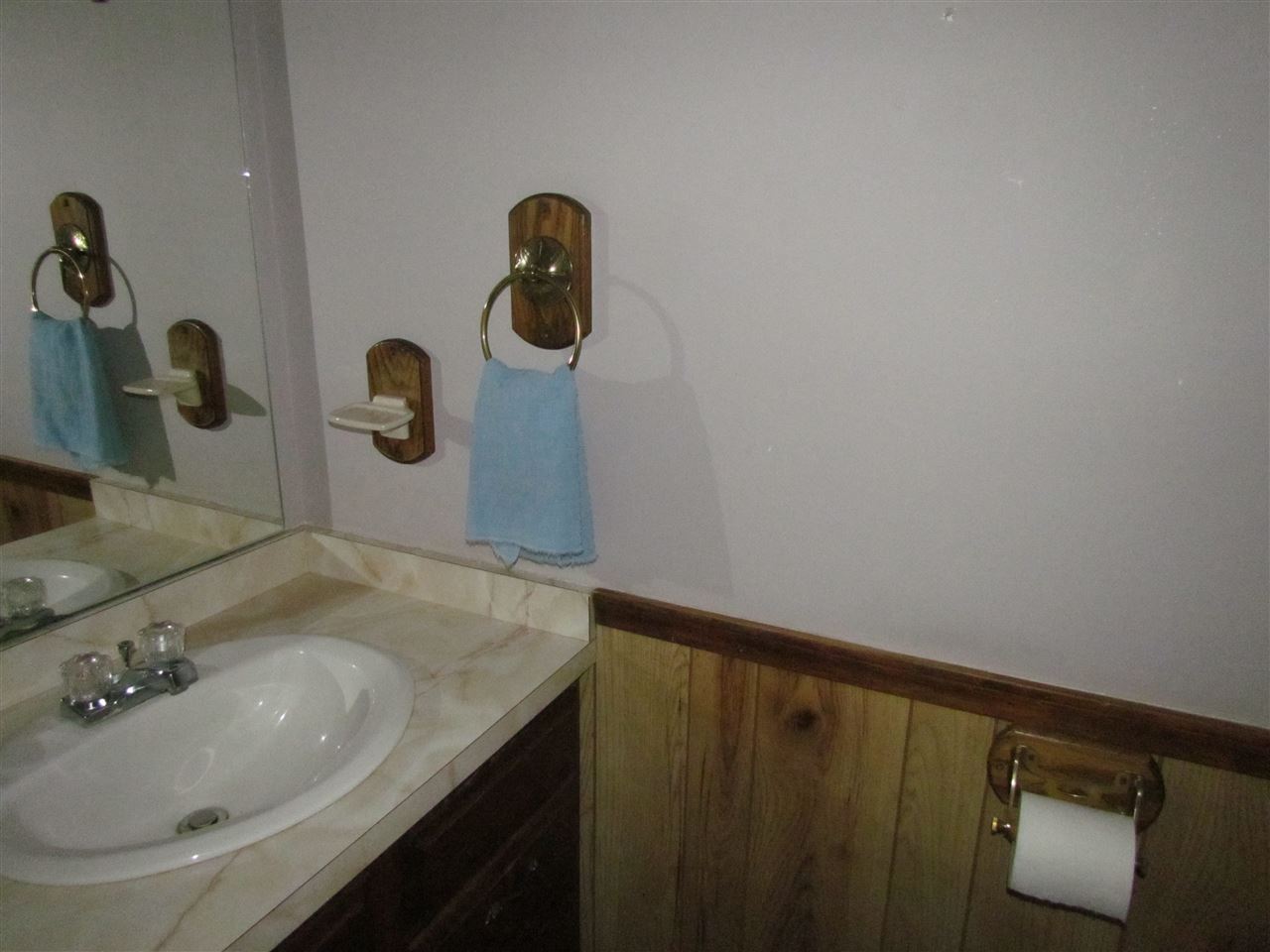 5486 Clarkston Road Clarkston, MI 48348 - Photo 19 of 31 31377006-18.JPG