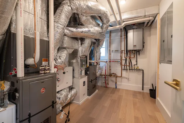 $3,675,000 | 7 Nubble Point, York, ME 03909