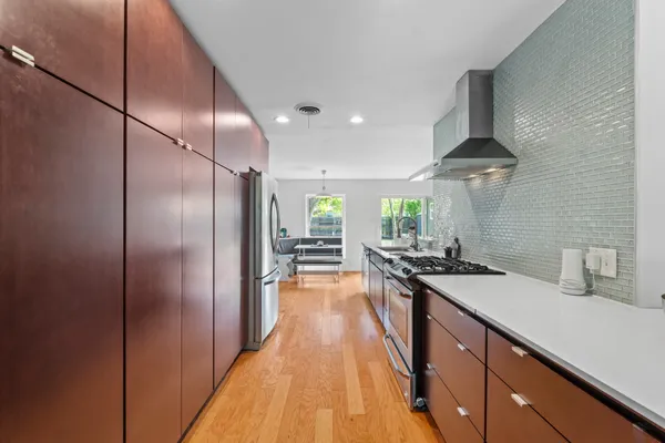 $695,000 | 5511 Delwood Drive, Austin, TX 78723