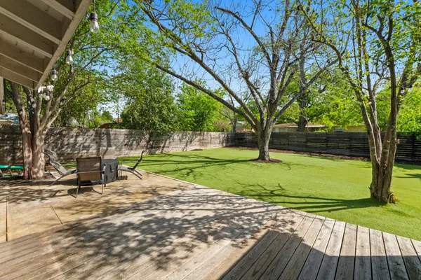 $695,000 | 5511 Delwood Drive, Austin, TX 78723