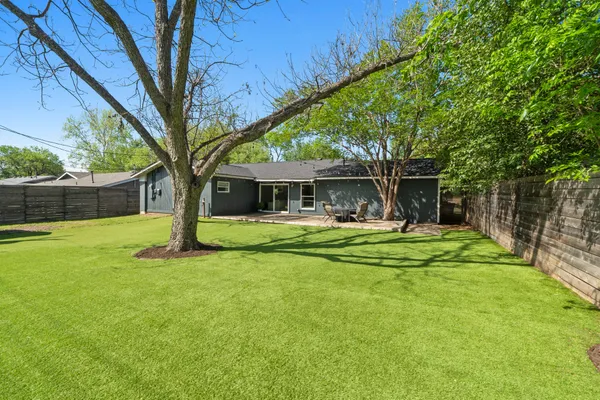 $695,000 | 5511 Delwood Drive, Austin, TX 78723