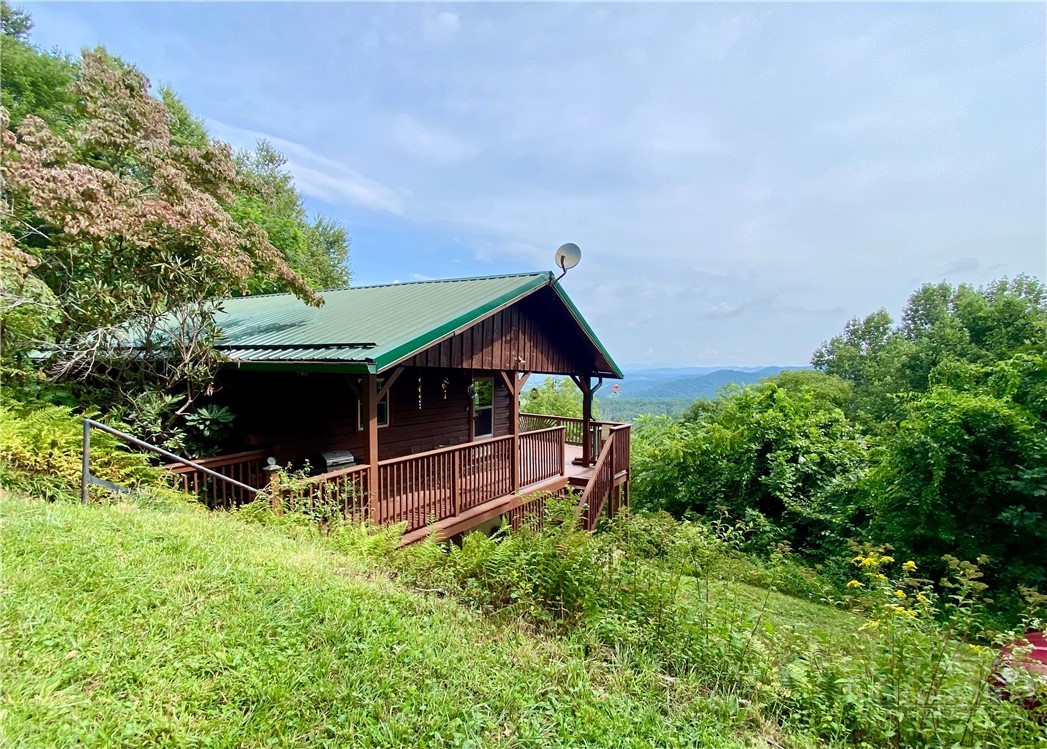 547 Round Knob Ridge Road West Jefferson, NC 28694 - Photo 5 of 30 Gallery Image 5