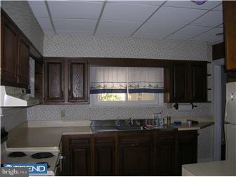 294 South Highland Road Springfield, PA 19064 - Photo 7 of 18 Kitchen