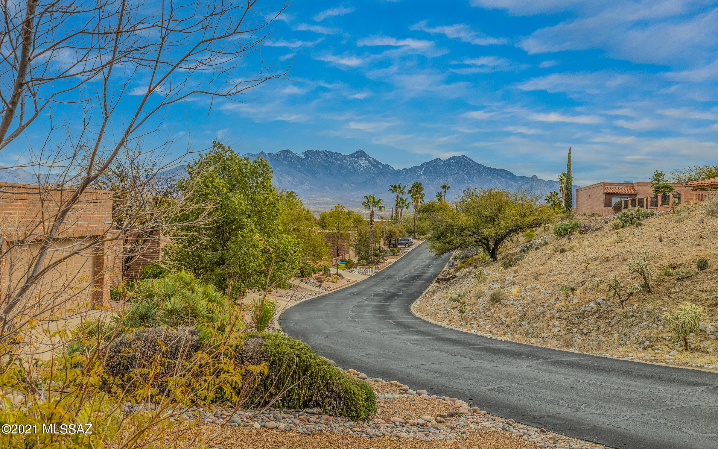 1750 West Camino Urbano Green Valley, AZ 85622 - Photo 4 of 34
