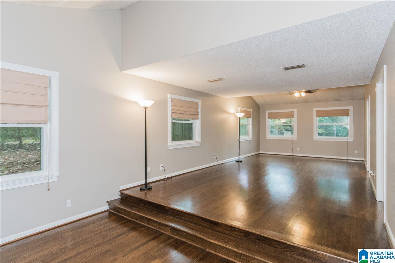 604 South Sanders Road Hoover, AL 35226 - Photo 6 of 43