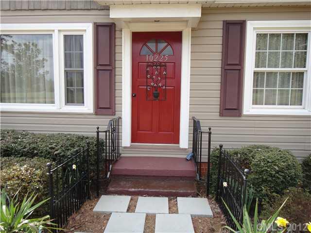 10225 Old Camden Road Midland, NC 28107 - Photo 2 of 16
