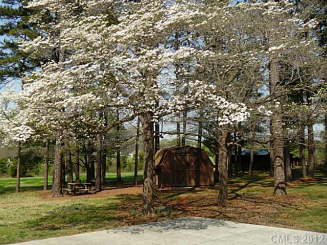 10225 Old Camden Road Midland, NC 28107 - Photo 13 of 16